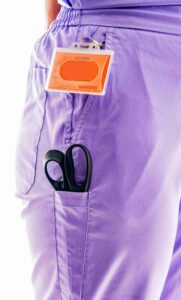 R44 Evolved Multi-pocket scrub trousers